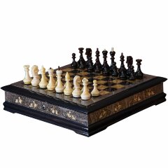 Шахматный ларец «Антик» из карельской берёзы и янтаря