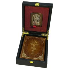 Подарочная книга «Святое Евангелие» с иконой в кожаном футляре