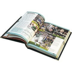 Иллюстрированная книга «Футбол. Самая полная энциклопедия» в кожаном футляре