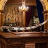 Коллекционная сабля «ИРБИС» украшенная драгоценными камнями является шедевром мастерства златоустовского оружейного искусства