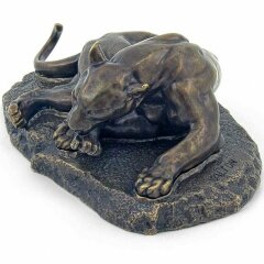 Бронзовая статуэтка «Львица»