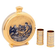 Позолоченная фляжка «Охотничья» с двумя стопками