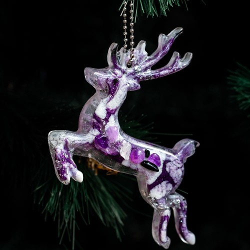 Ёлочная игрушка «Олень» из натурального аметиста — украшение для ёлки