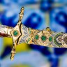 Коллекционная сабля «ОРЁЛ» украшенная драгоценными камнями является шедевром мастерства златоустовского оружейного искусства