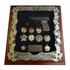 Настенная ключница «Пистолет Макарова» (награды СССР)