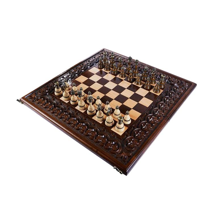 Резные шахматы «Королевские» (орех) 60x60
