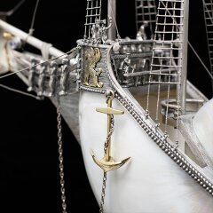 Серебряный корабль ручной работы «Монарх» из морской раковины NAUTILUS