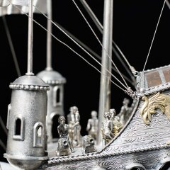 Серебряный корабль ручной работы «Монарх» из морской раковины NAUTILUS