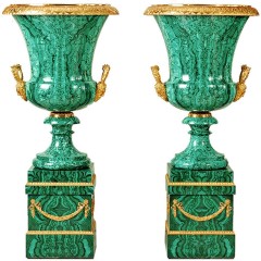 Большая ваза из камня малахит «Классика» для интерьера дома