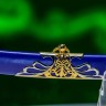 Подарочная сабля «Лазурное Пламя» в синих ножнах изготовлена из прочных материалов