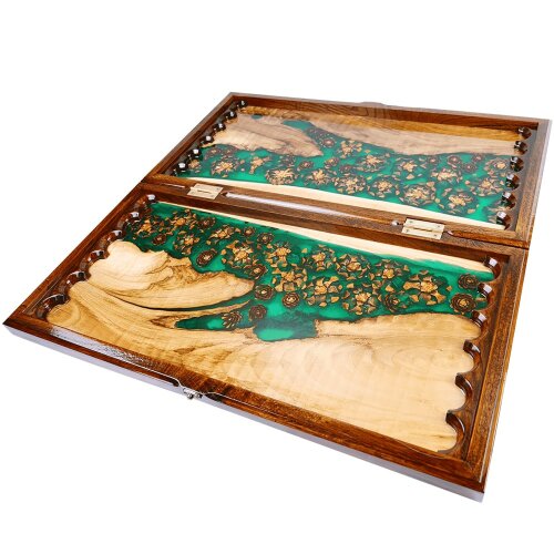 Деревянные нарды «Малахит» из массива ореха и эпоксидной смолы