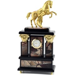 Каминные часы «Конь с попоной» из натуральной яшмы