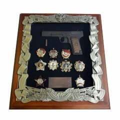 Настенная ключница «Пистолет ТТ» (награды СССР)