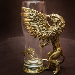 Украшенный бокал для пива «Грифон» с объёмной фигуркой