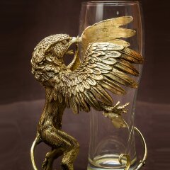Украшенный бокал для пива «Грифон» с объёмной фигуркой