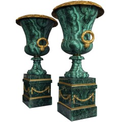 Малахитовая ваза «Классика» из натурального камня для интерьера дома