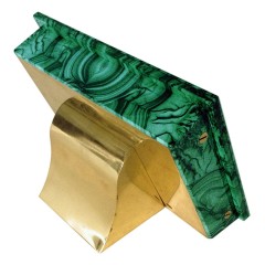 Зелёная рамка для фотографий «ПРАЗДНИК» из малахита в подарок женщине