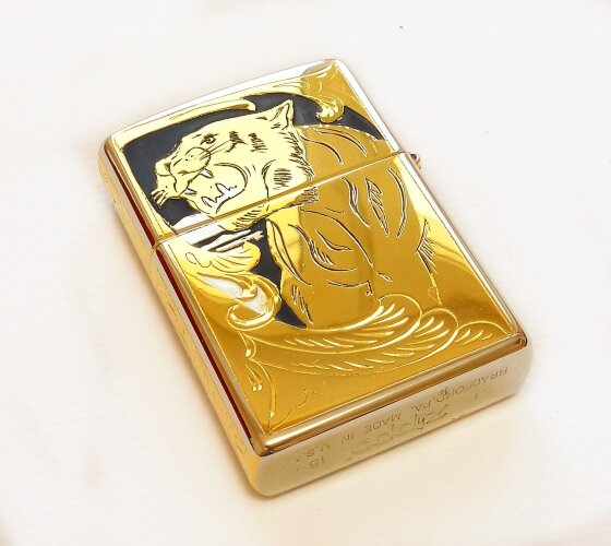 Зажигалка «Хищник»