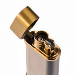 Подарочная зажигалка «Классик» с янтарём