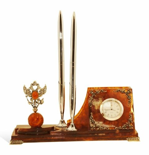 Настольный набор «Держава» из янтаря