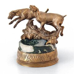 Бронзовая пепельница «Бегущие собаки» в подарок охотнику