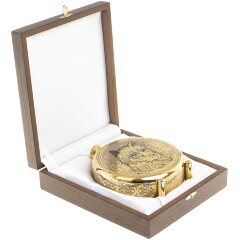 Подарочная металлическая фляжка «Волк» в деревянном футляре