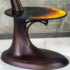 Игровой стол светильник «Тет-а-Тет» из тонированного бука и янтаря