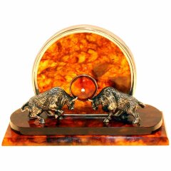 Настольная визитница из янтаря «Быки»