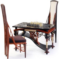 Шахматный гарнитур «Лувр» из морёного дуба и янтаря