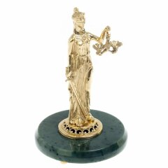 Сувенирная фигурка «Фемида» на камне нефрит в подарок адвокату