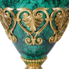 Большая напольная ваза из камня малахит «Лутрофор» для стильного интерьера кабинета