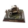 Сувенирная диорама «Генри Форд и модель Т»