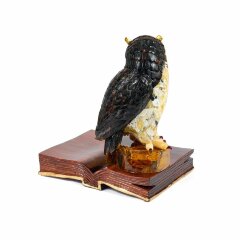 Сувенир из натурального янтаря «Сова с книгой» в подарок