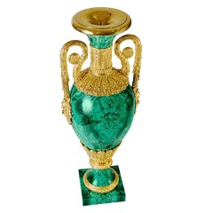 Настольная ваза из камня малахит «Елена» для стильного интерьера