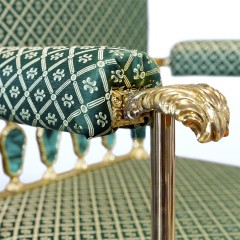 Премиум кресло из малахита «MALACHITE» с художественным декором из бронзы