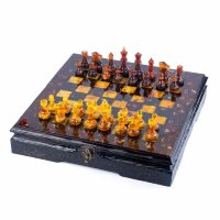 Шахматный ларец с фигурами «Янтарный» из дерева янтаря