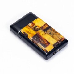 Газовая зажигалка «BLACK» декорированная мозаикой из натурального янтаря