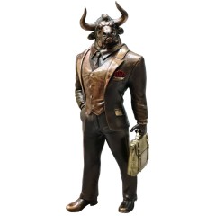 Бронзовая статуэтка «Бык деловой» в подарок руководителю