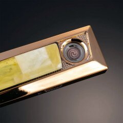 Женская зажигалка «Стиль» украшенная натуральным янтарём