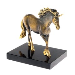 Бронзовая статуэтка «Единорог» на подставке из долерита