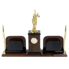 Настольный набор с часами «Фемида» из обсидиана в подарок юристу