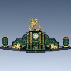 Настольный набор органайзер «Георгий Победоносец» из малахита в подарок руководителю