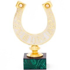 Настольный сувенир «Подкова на удачу» на камне малахит в подарок маме