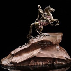 Сувенирная композиция «Медный всадник» в подарок для гостей Северной столицы