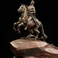 Сувенирная композиция «Медный всадник» в подарок для гостей Северной столицы