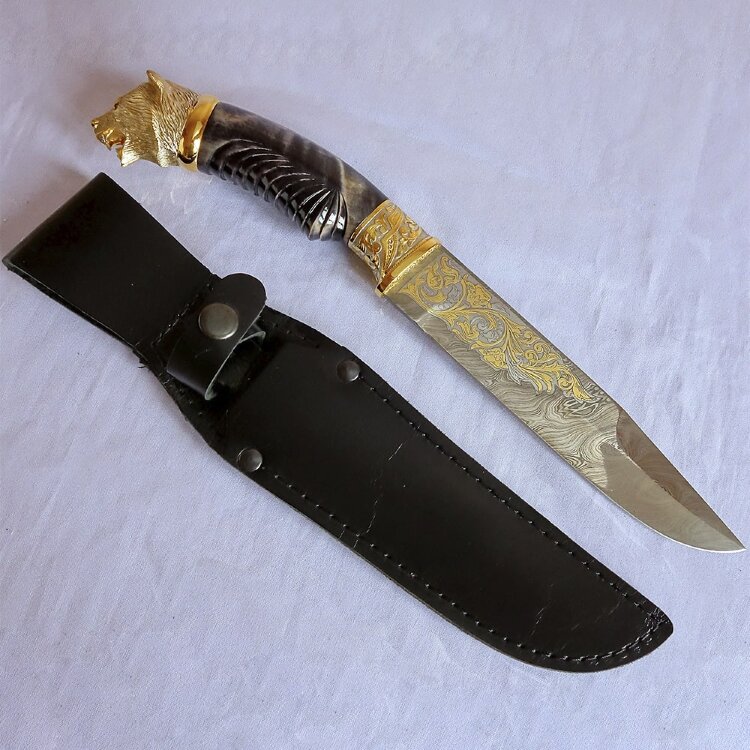 Коллекционный нож «Медведь» с дамасским клинком