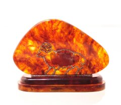 Настольная визитница из янтаря «Овен»