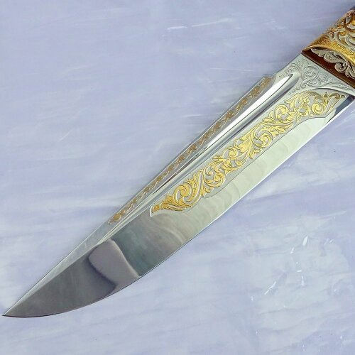 Коллекционный нож «Медведь» с позолоченным клинком из булатной стали