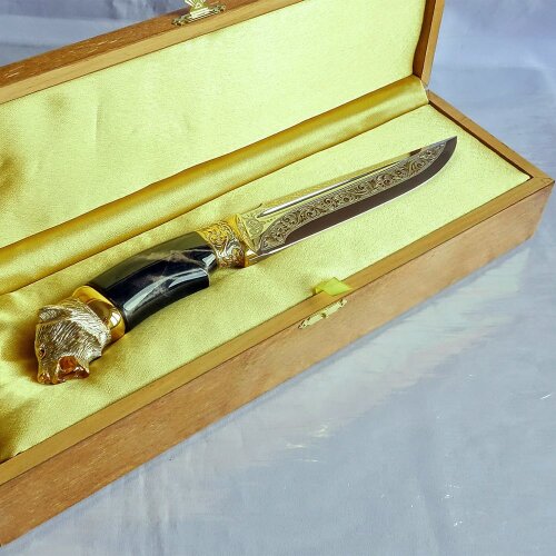 Коллекционный нож «Медведь» с позолоченным клинком из булатной стали