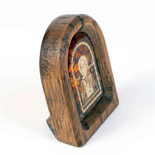 Православная икона «Святая Матрона» из дуба и янтаря